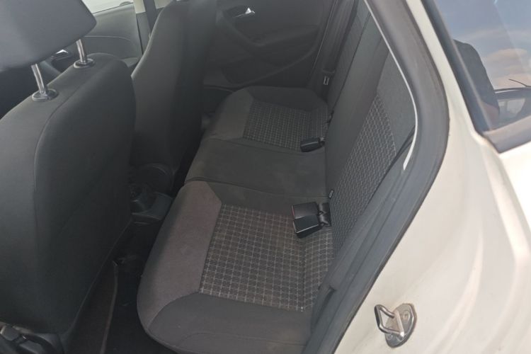 Volkswagen Polo 2018 #17 Volkswagen Polo 2018 car image #17
