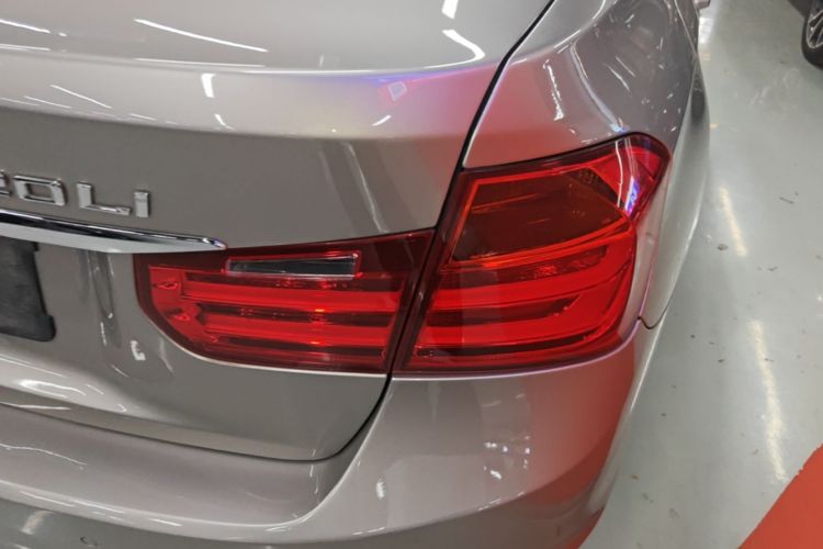 BMW 3 Series 2013 #8 BMW 3 Series 2013 car image #8