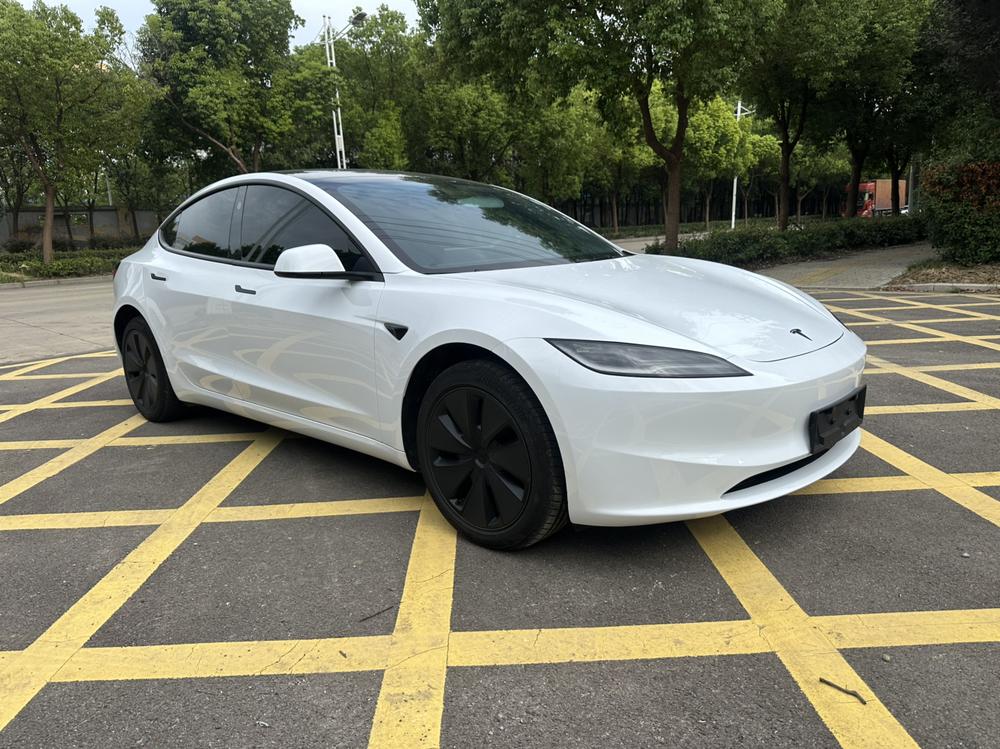 Tesla Model 3 2026 #3 Tesla Model 3 2026 car image #3