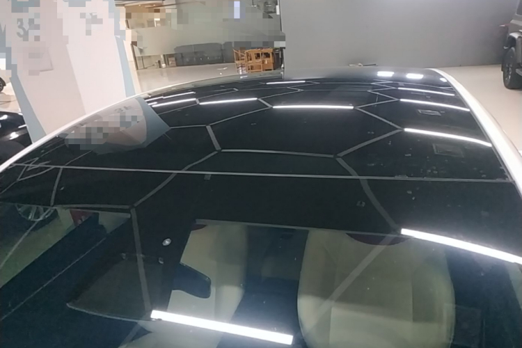 Tesla Model Y 2023 #25 Tesla Model Y 2023 car image #25