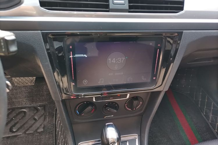 Volkswagen Bora 2019 car image #13