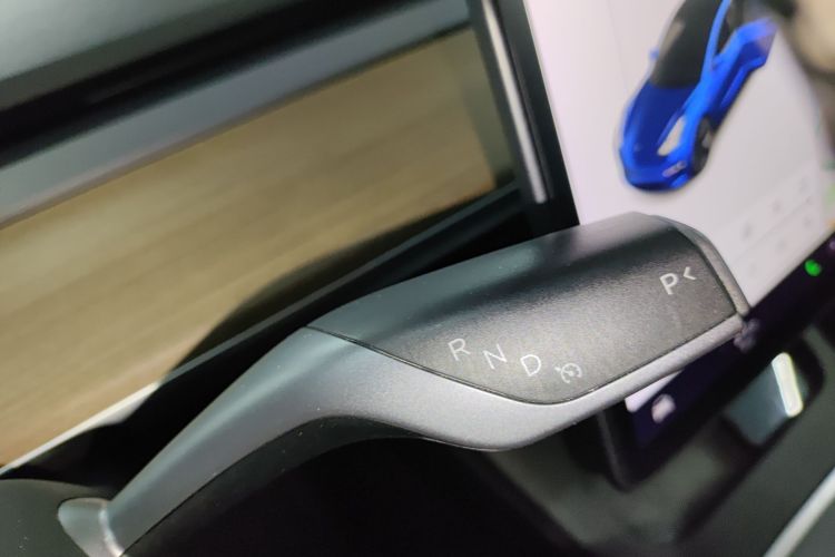 Tesla Model 3 2021 #14 Tesla Model 3 2021 car image #14
