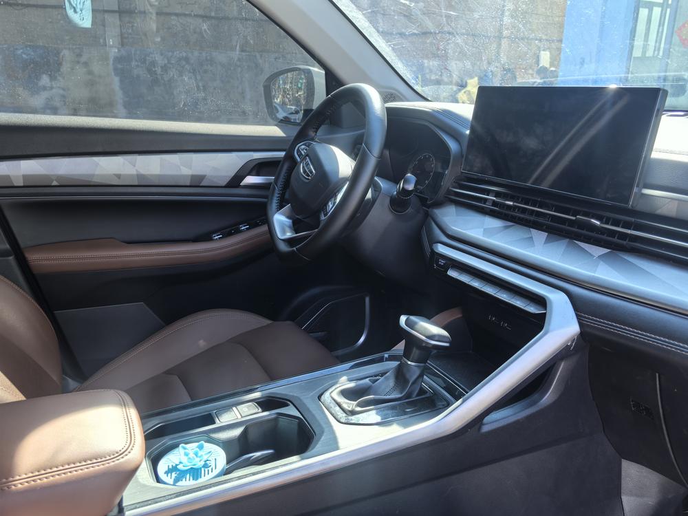 GEELY Vision X6 2024 car image #11