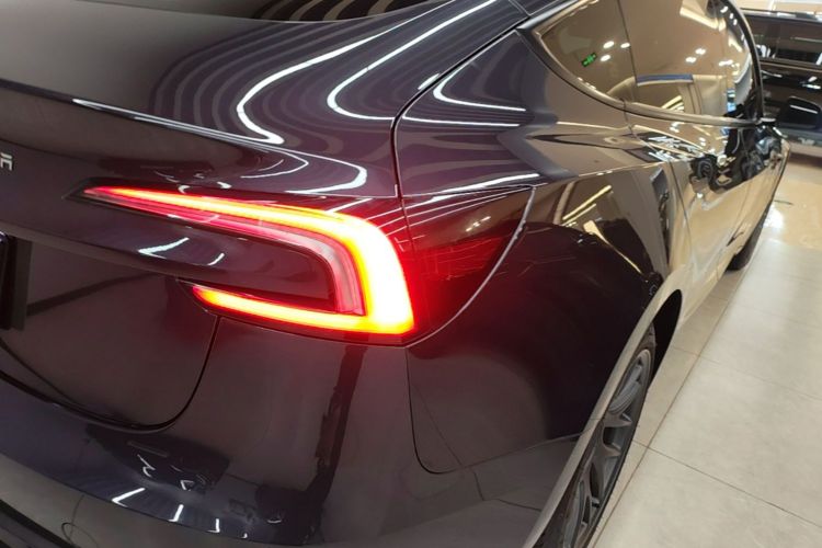 Tesla Model 3 2024 #8 Tesla Model 3 2024 car image #8
