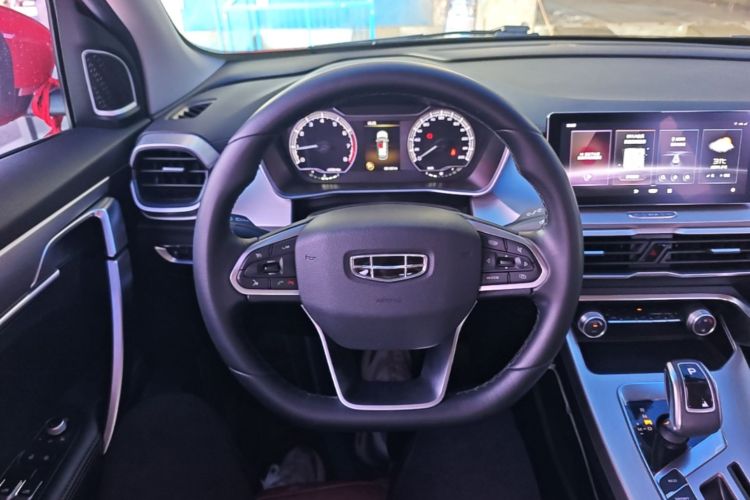 GEELY Coolray 2021 car image #11