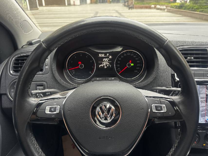 Volkswagen Polo 2019 #15 Volkswagen Polo 2019 car image #15