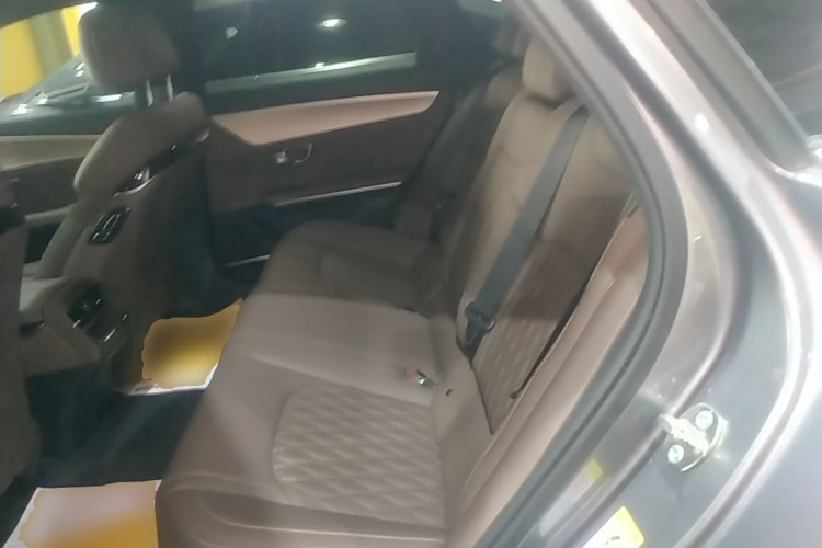 BYD Han 2024 car image #13