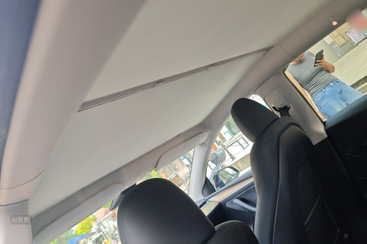 Tesla Model Y 2023 #20 Tesla Model Y 2023 car image #20