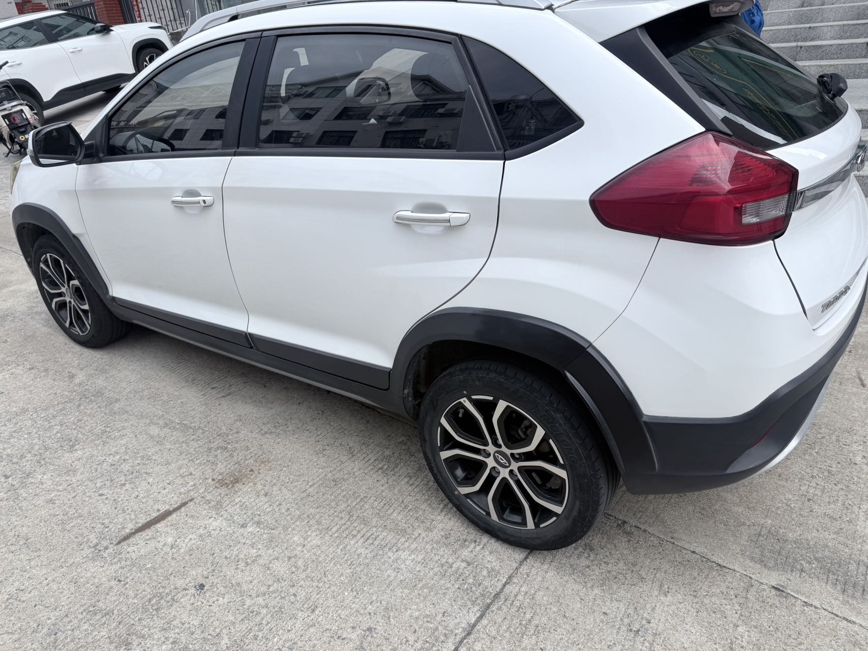 Chery Tiggo 3x 2019 car image #3