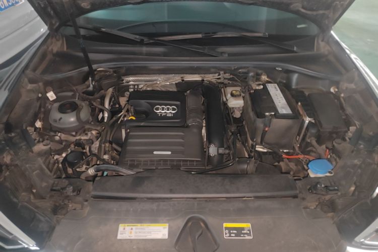 Audi Q3 2021 car image #20