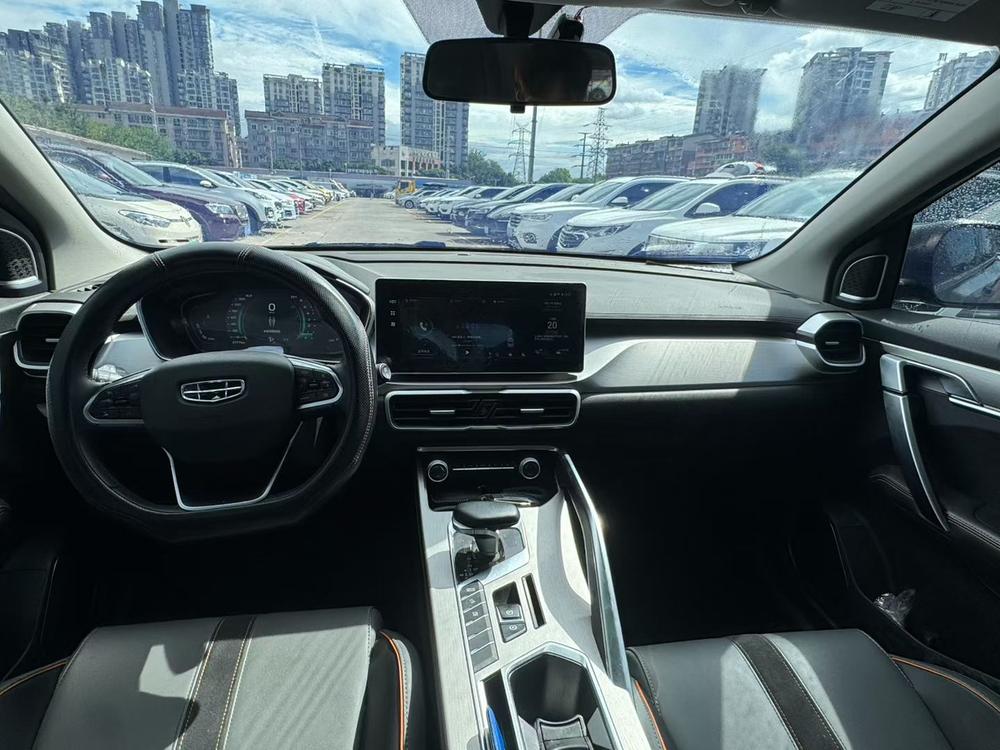 GEELY Coolray 2023 #7 GEELY Coolray 2023 car image #7