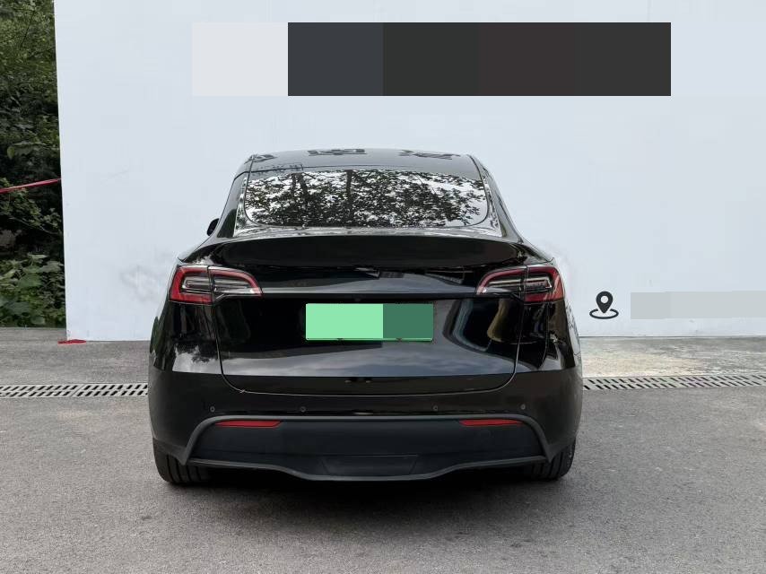 Tesla Model Y 2022 #9 Tesla Model Y 2022 car image #9
