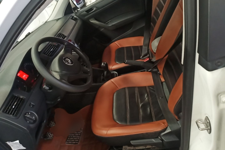 Volkswagen Santana 2017 #15 Volkswagen Santana 2017 car image #15