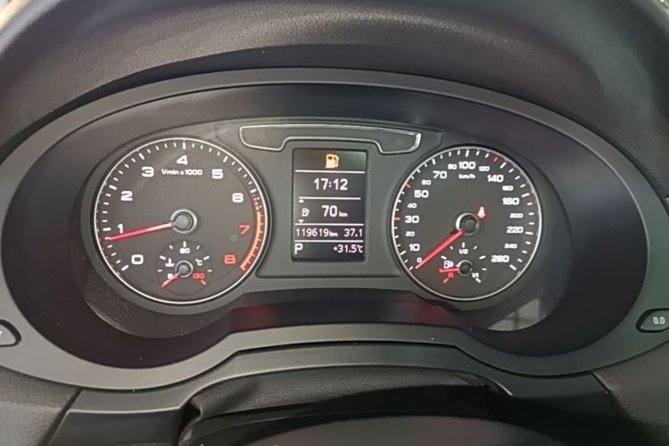 Audi Q3 2018 #20 Audi Q3 2018 car image #20