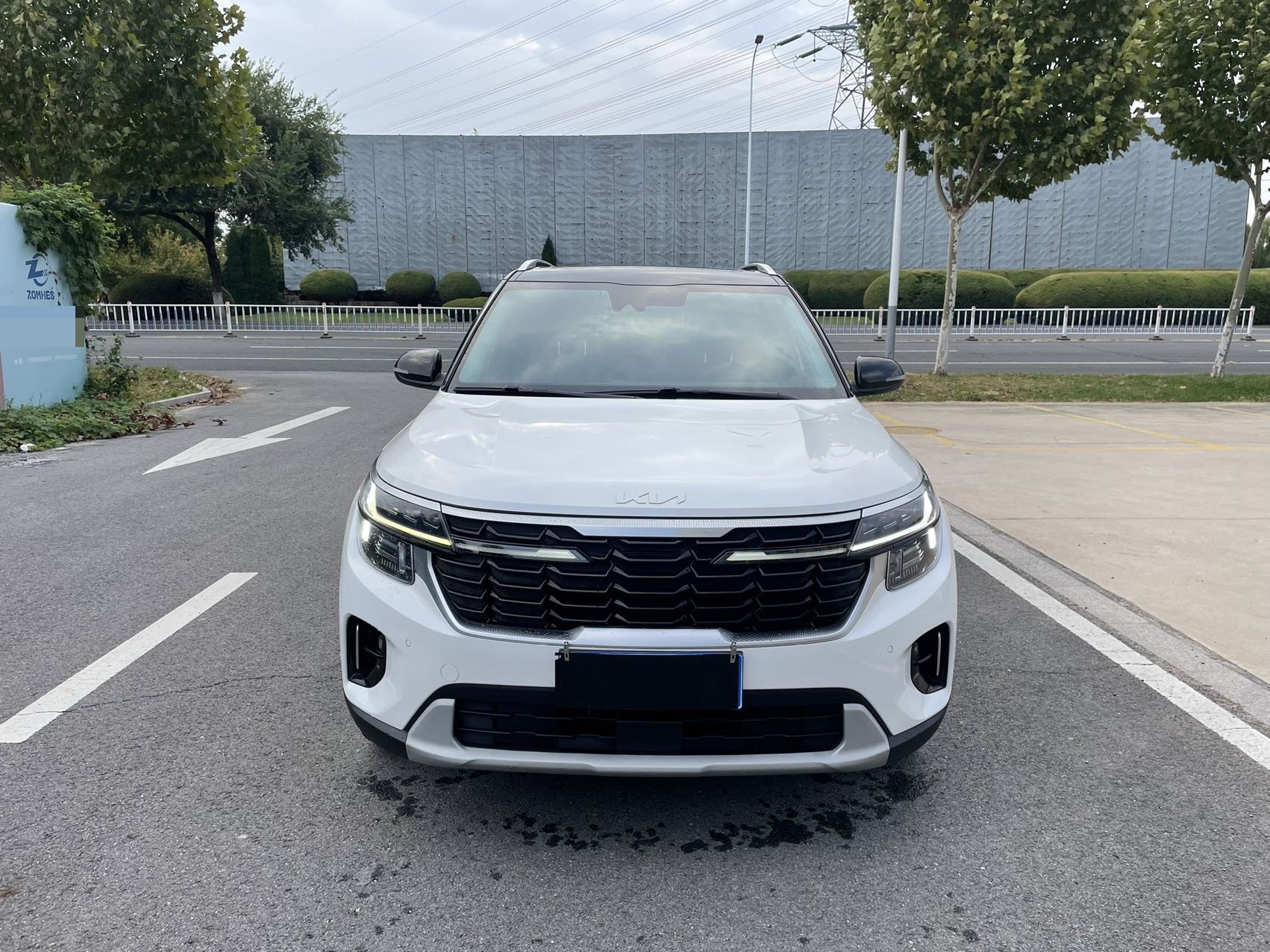 Kia Seltos 2023 imagem de carro #3
