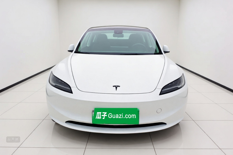 Tesla Model 3 2026 #3 Tesla Model 3 2026 car image #3