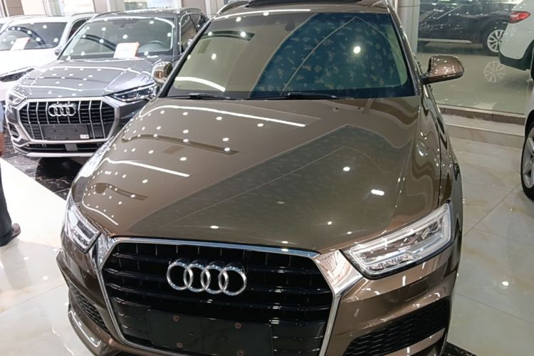 Audi Q3 2019 car image #3
