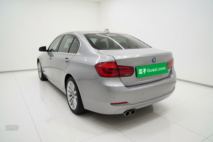 BMW 3 Series 2018 car image #5