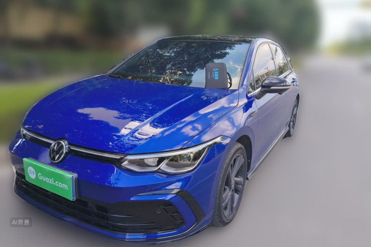 Volkswagen Golf 2022 car image #2
