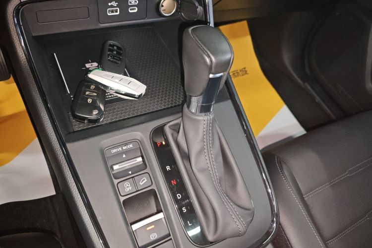 Honda CR-V 2025 immagine di auto #14