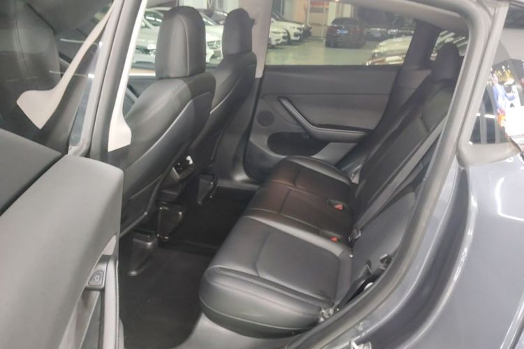 Tesla Model Y 2022 #17 Tesla Model Y 2022 car image #17