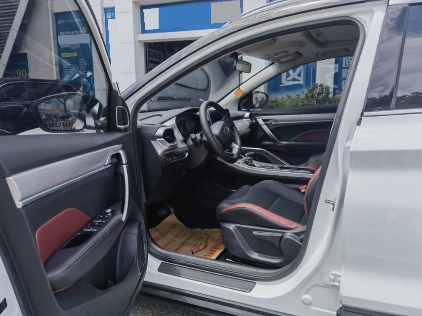 GEELY Coolray 2022 car image #8