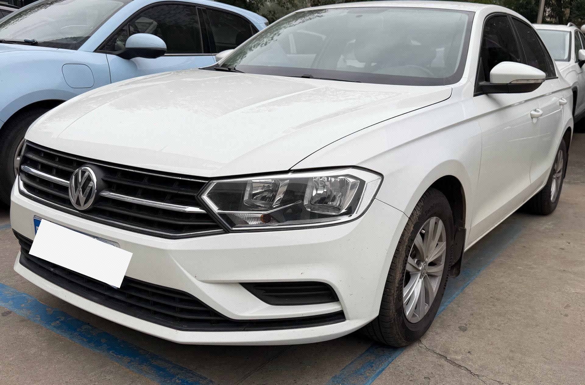 Volkswagen Bora 2017 car image 