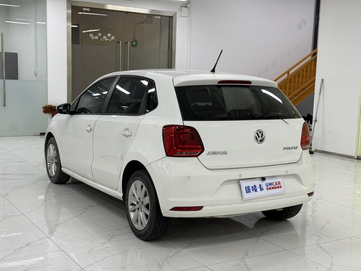 Volkswagen Polo 2015 #4 Volkswagen Polo 2015 car image #4