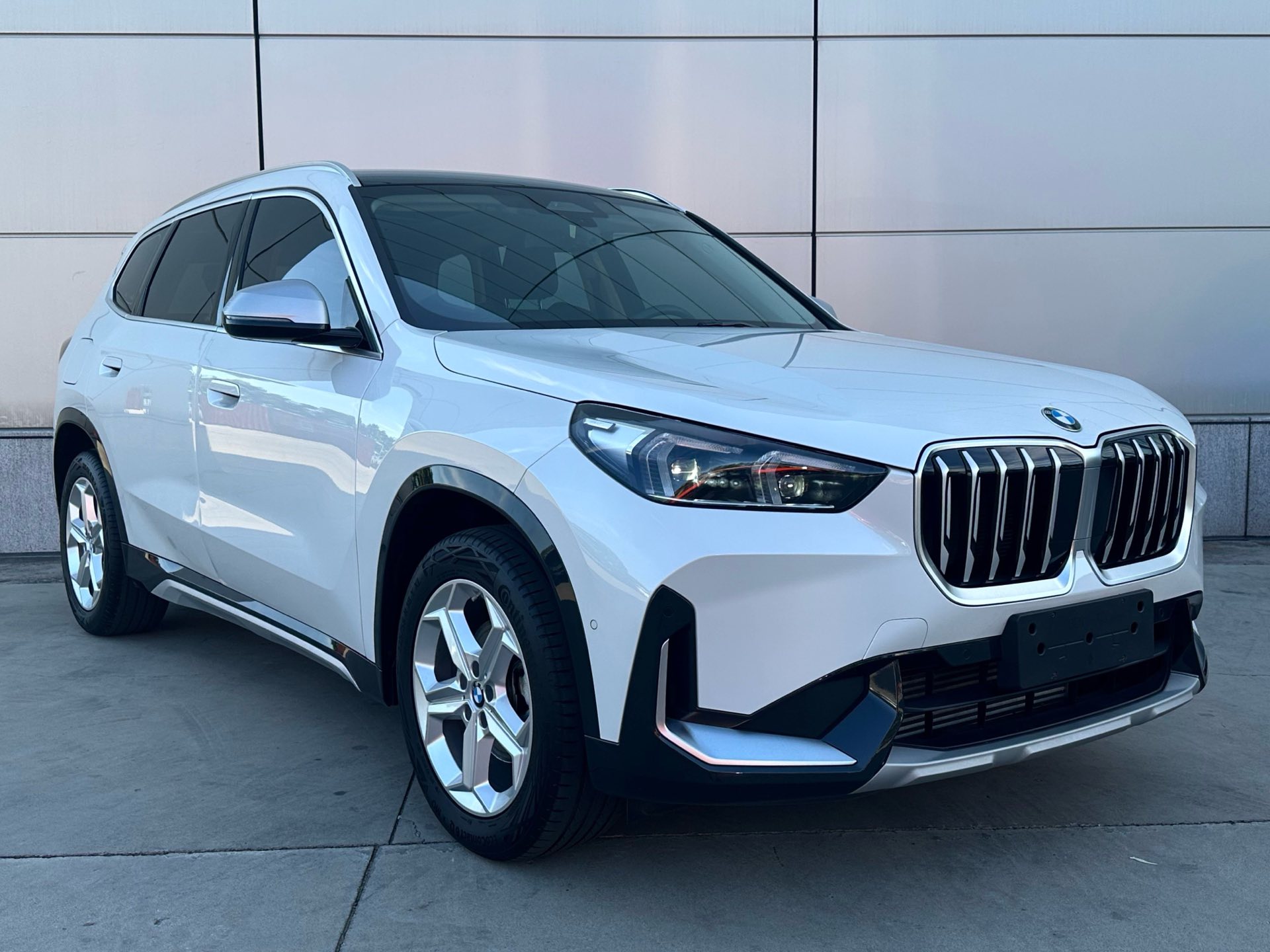 BMW X1 2023 صورة سيارة #3