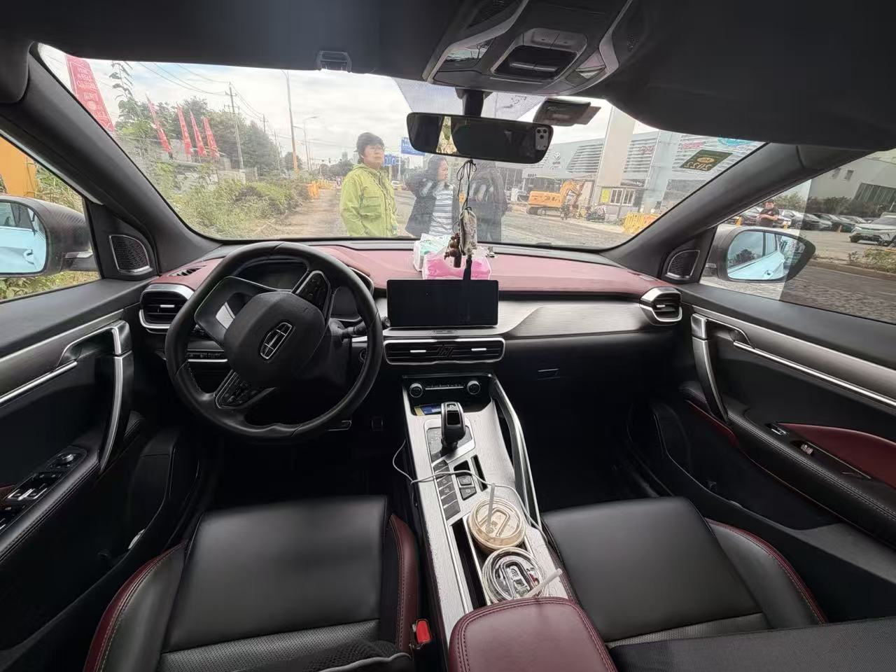 GEELY Coolray 2020 imagen de coche #4