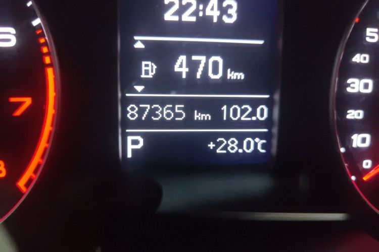 Audi Q3 2016 #8 Audi Q3 2016 car image #8