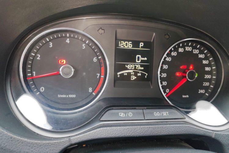 Volkswagen Polo 2015 #8 Volkswagen Polo 2015 car image #8