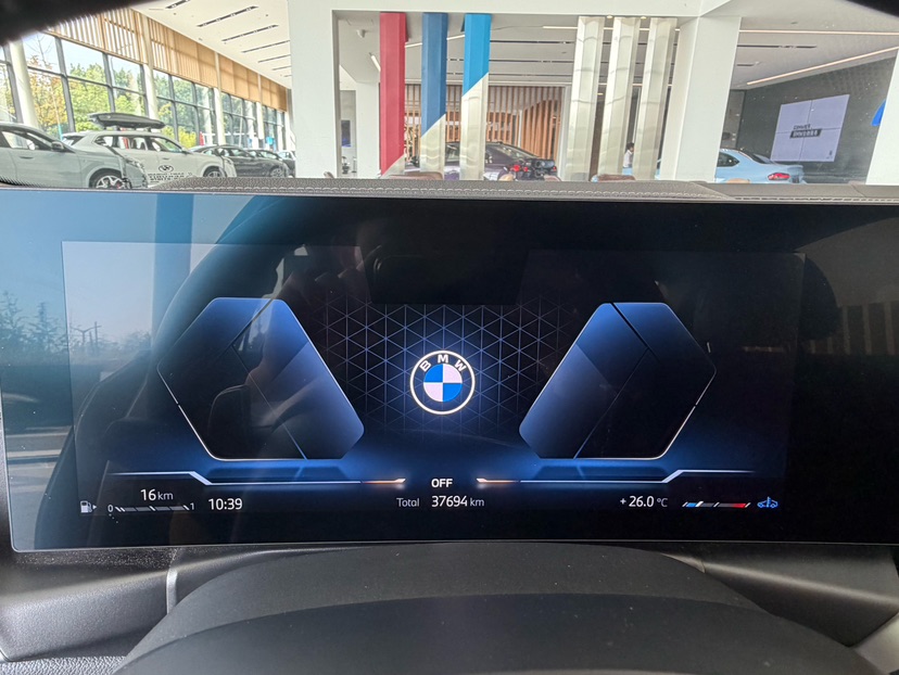 BMW 3 Series 2024 #3 BMW 3 Series 2024 immagine di auto #3