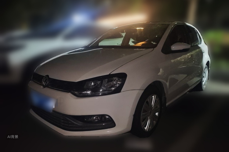 Volkswagen Polo 2016 car image #2
