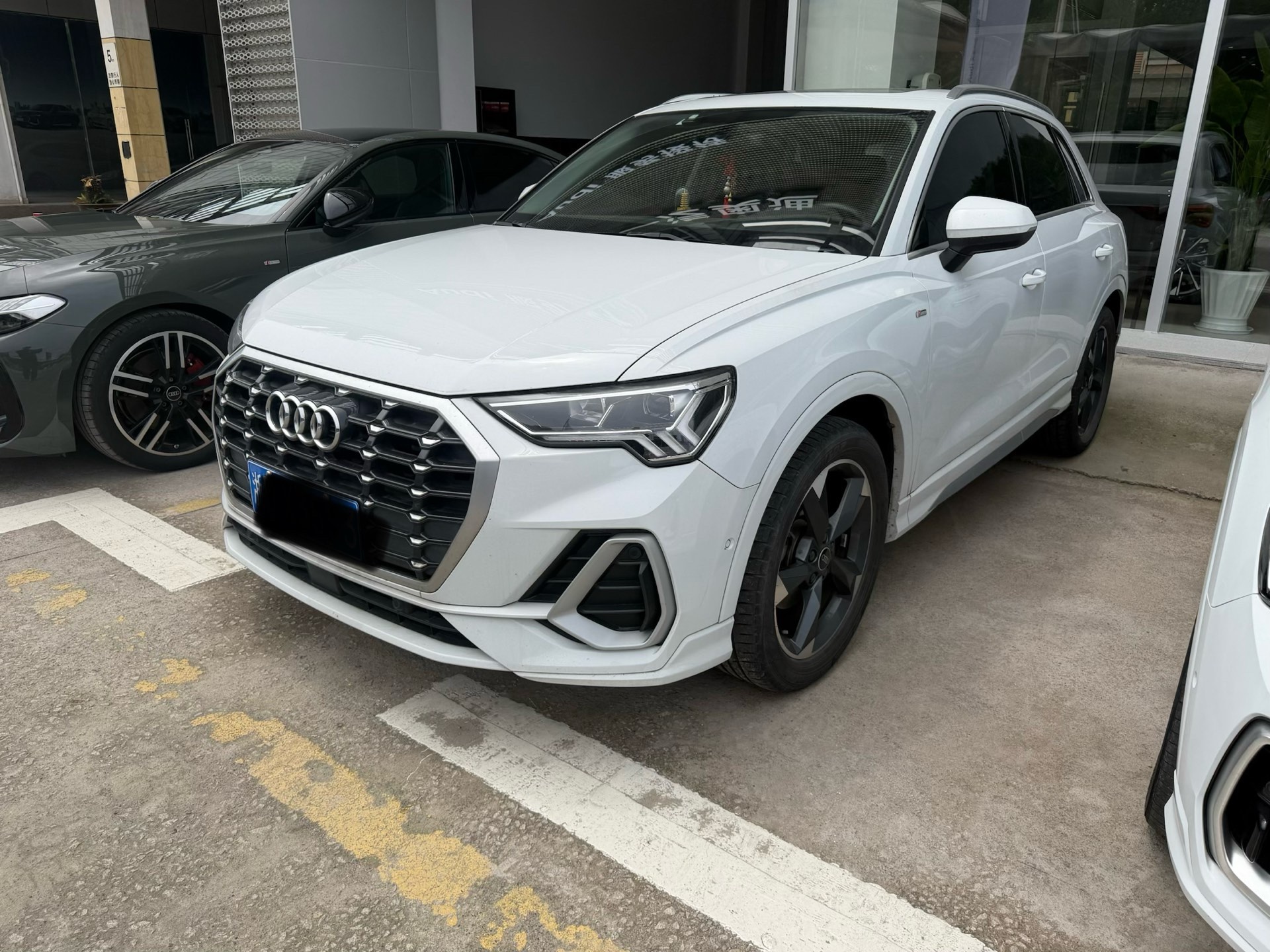 2022 2022 car image