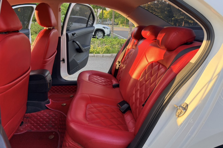 Volkswagen Santana 2019 car image #18