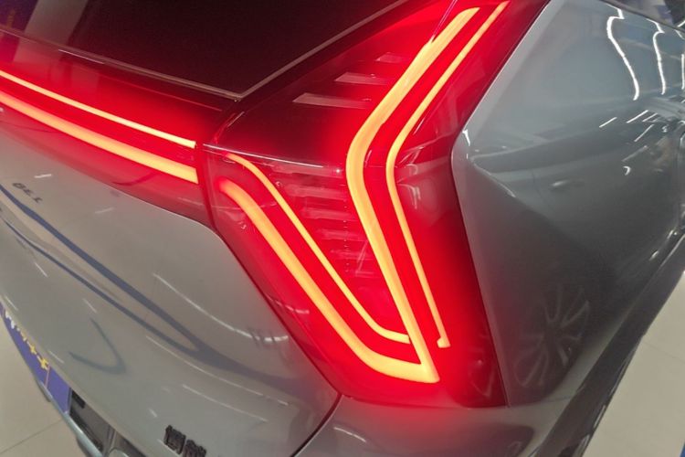 GEELY Boyue L 2025 изображение автомобиля #8