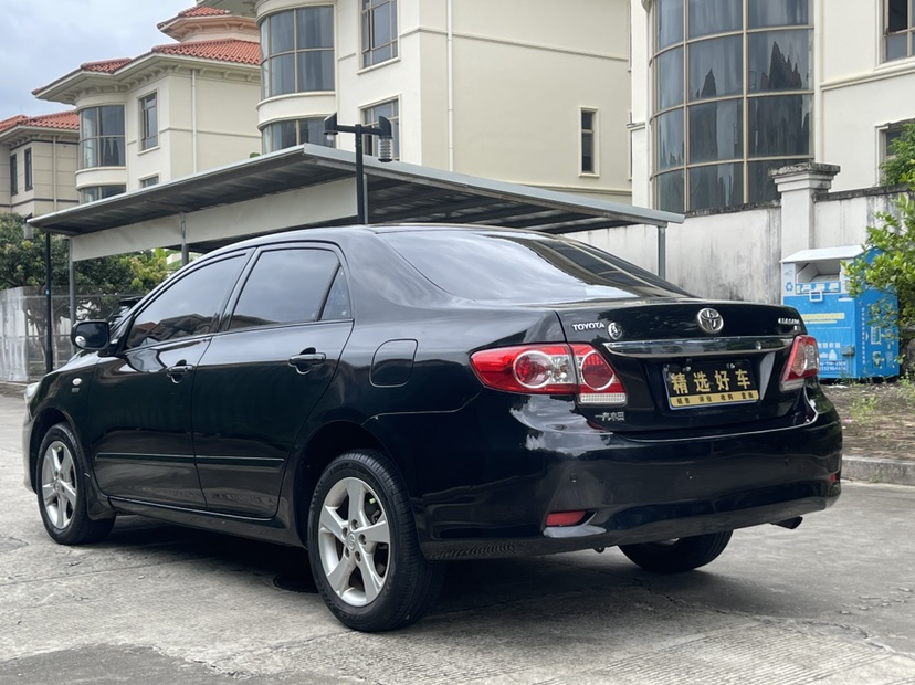 Toyota Corolla 2012 #8 Toyota Corolla 2012 car image #8