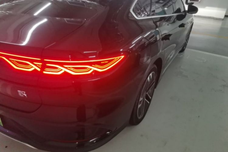 BYD Han 2023 car image #8