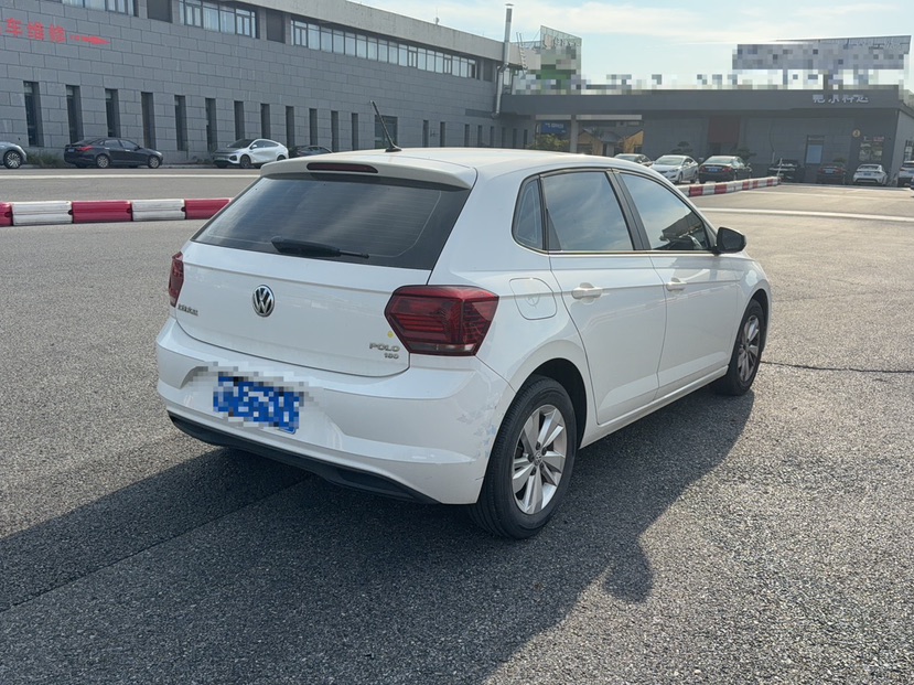Volkswagen Polo 2020 car image #4