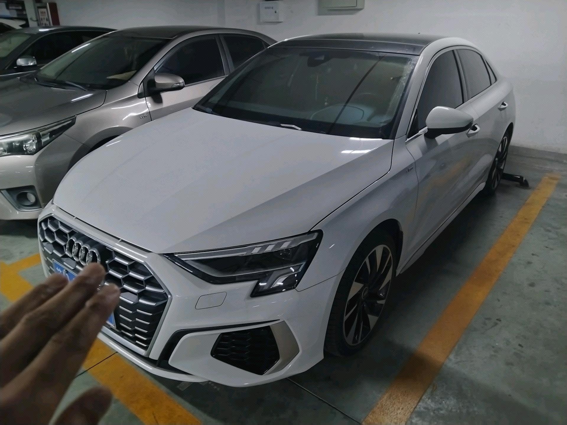 2022 2022 immagine di auto