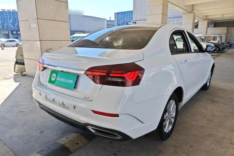 GEELY Emgrand 2022 car image #7