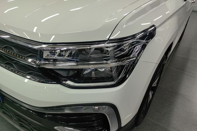 Volkswagen Tharu 2024 immagine di auto #23