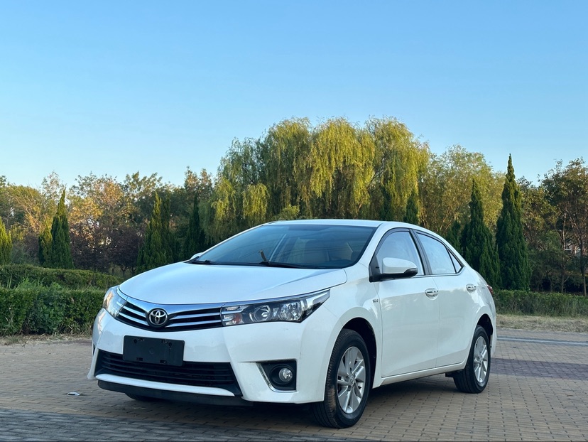 Toyota Corolla 2015 Toyota Corolla 2015 car image
