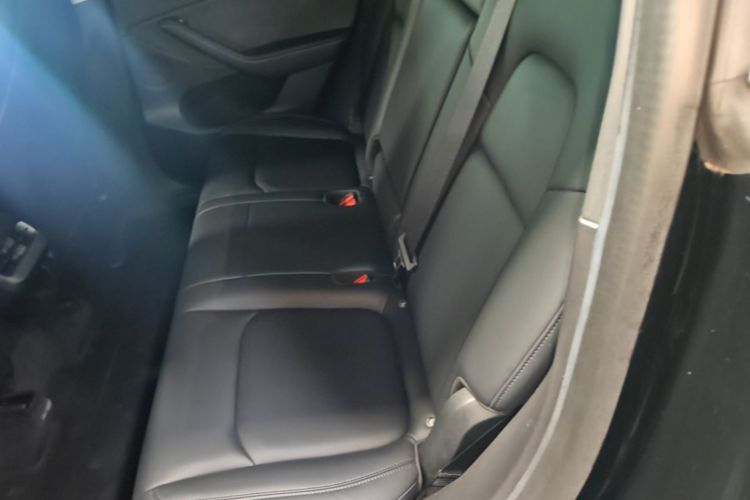 Tesla Model Y 2022 #13 Tesla Model Y 2022 car image #13