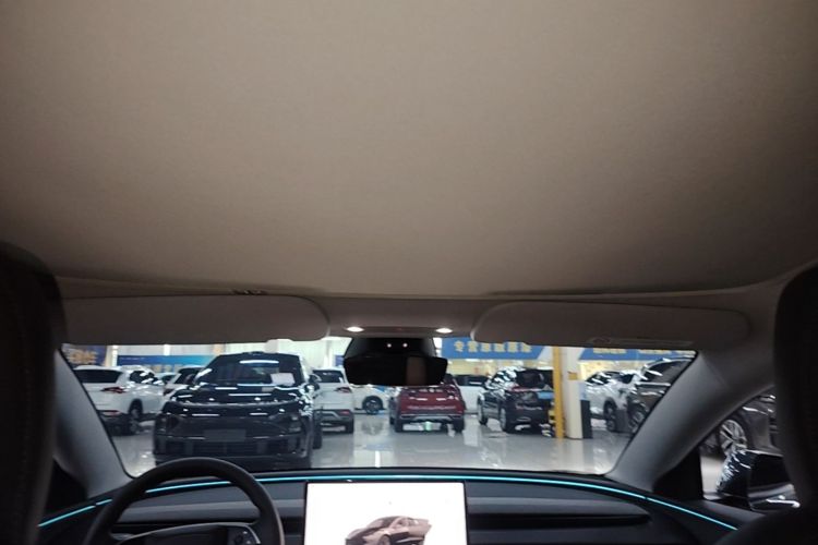 Tesla Model 3 2025 #18 Tesla Model 3 2025 car image #18