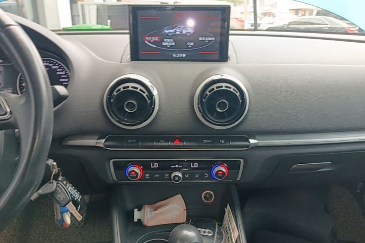 Audi A3 2016 immagine di auto #13