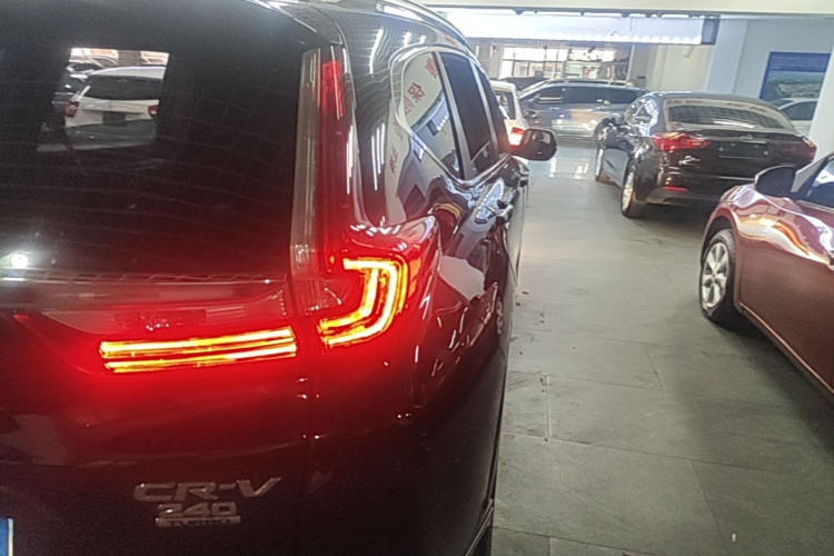 Honda CR-V 2019 #8 Honda CR-V 2019 car image #8