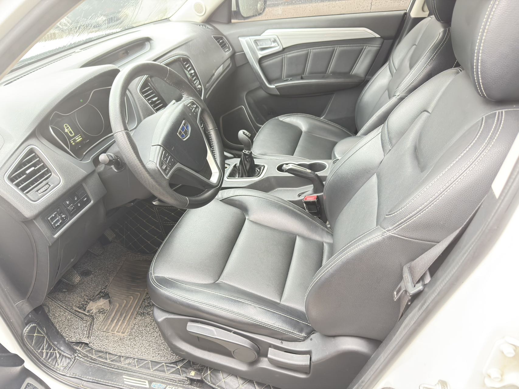 GEELY Vision X6 2017 car image #2