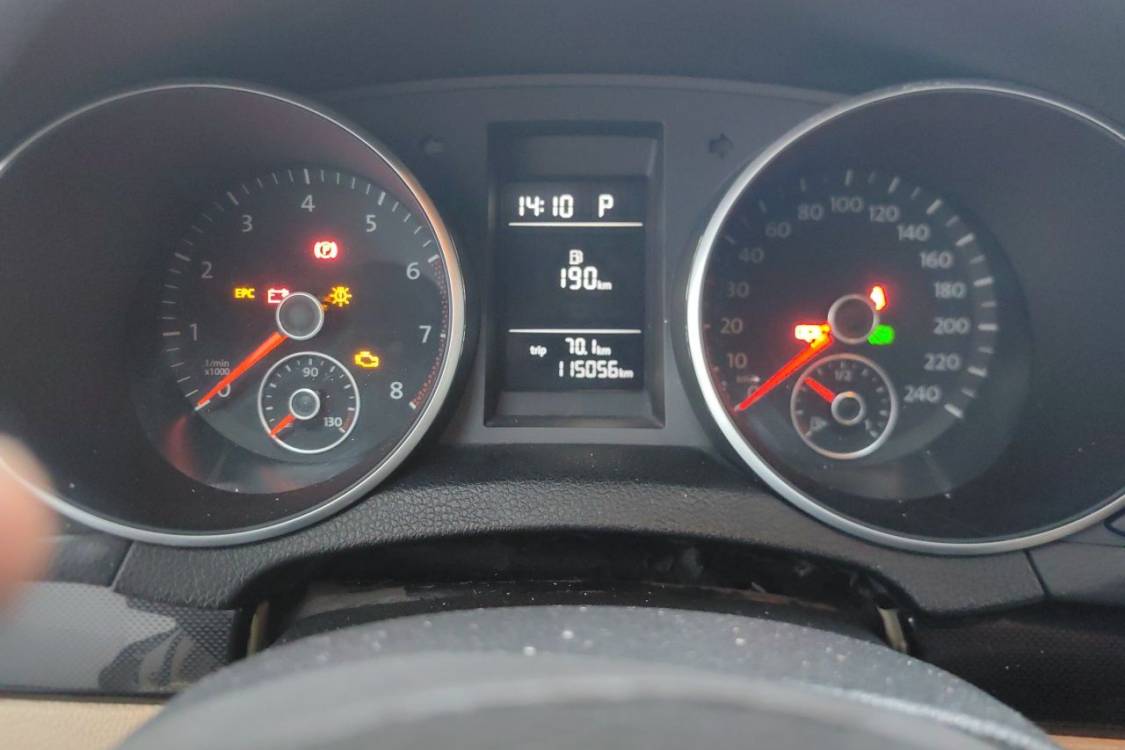 Volkswagen Golf 2012 immagine di auto #25